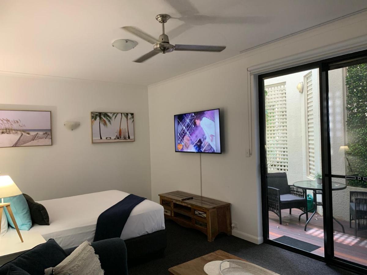 The Mediterranean Port Douglas Exterior photo